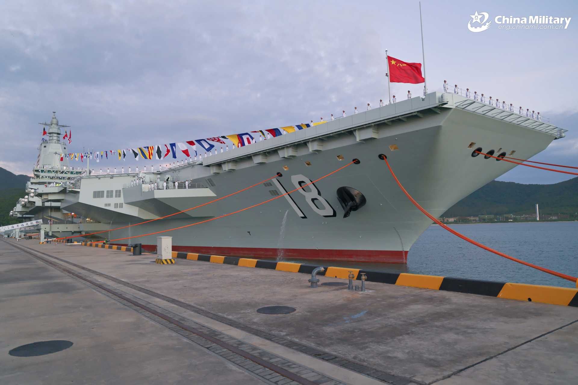 China’s third aircraft carrier, Fujian (Hull 18), during its commissioning ceremony, marking a major step in the PLAN’s carrier aviation modernization.