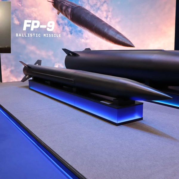 Ukraine used its new FP-7 ballistic missile against Russian forces for the first time on October 1, 2026, just 216 days after flight testing began, and with its range and payload already increased to 250 km and 200 kg. (Picture source: Army Recognition and Telegram/Volodymyr Zelenskyy)