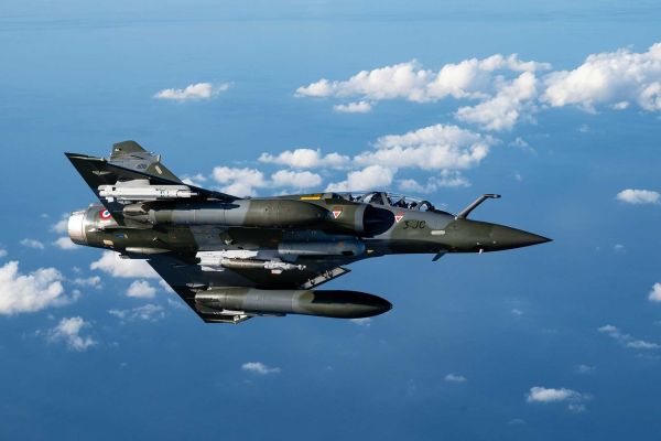 The Mirage 2000D RMV replaces obsolete electronics with a modern digital cockpit, adds new precision weapons and a 30 mm cannon, upgrades self-defence with MICA IR missiles, and extends the fighter jet's operational service until 2035. (Picture source: French Air Force)
