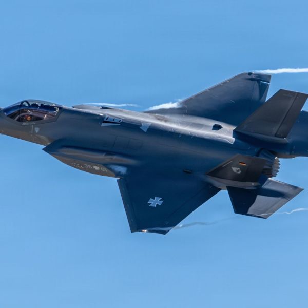 The first German Air Force F-35 Lightning II lands at Ebbing Air National Guard Base in Arkansas on October 6, 2026, marking a key step toward the start of German pilot training led by the 85th Fighter Group under the 33rd Fighter Wing. (Picture source: US DoD)