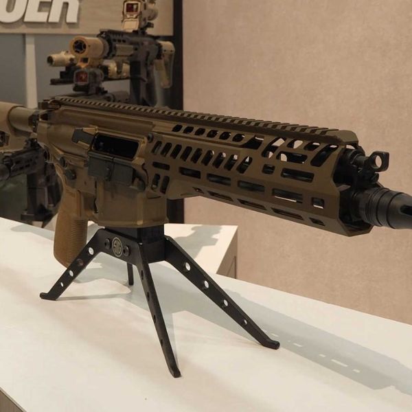 In an exclusive interview with Army Recognition, SIG Sauer reveals how soldier feedback shaped the XM8, a lighter and more compact evolution of the M7 rifle. Discover its reduced weight, shorter barrel, advanced 6.8mm ammunition, and new technical features designed for U.S. Army close-combat forces.