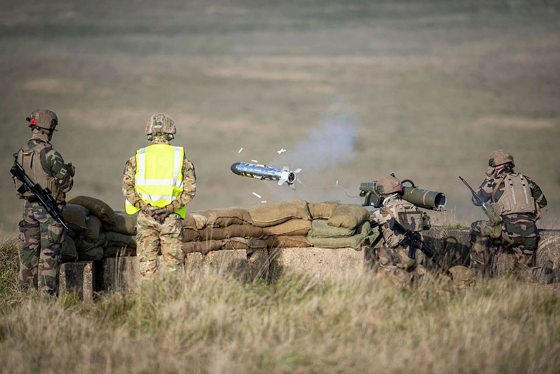 French Army to replace French Eryx anti-tank missiles with Swedish NLAW ...