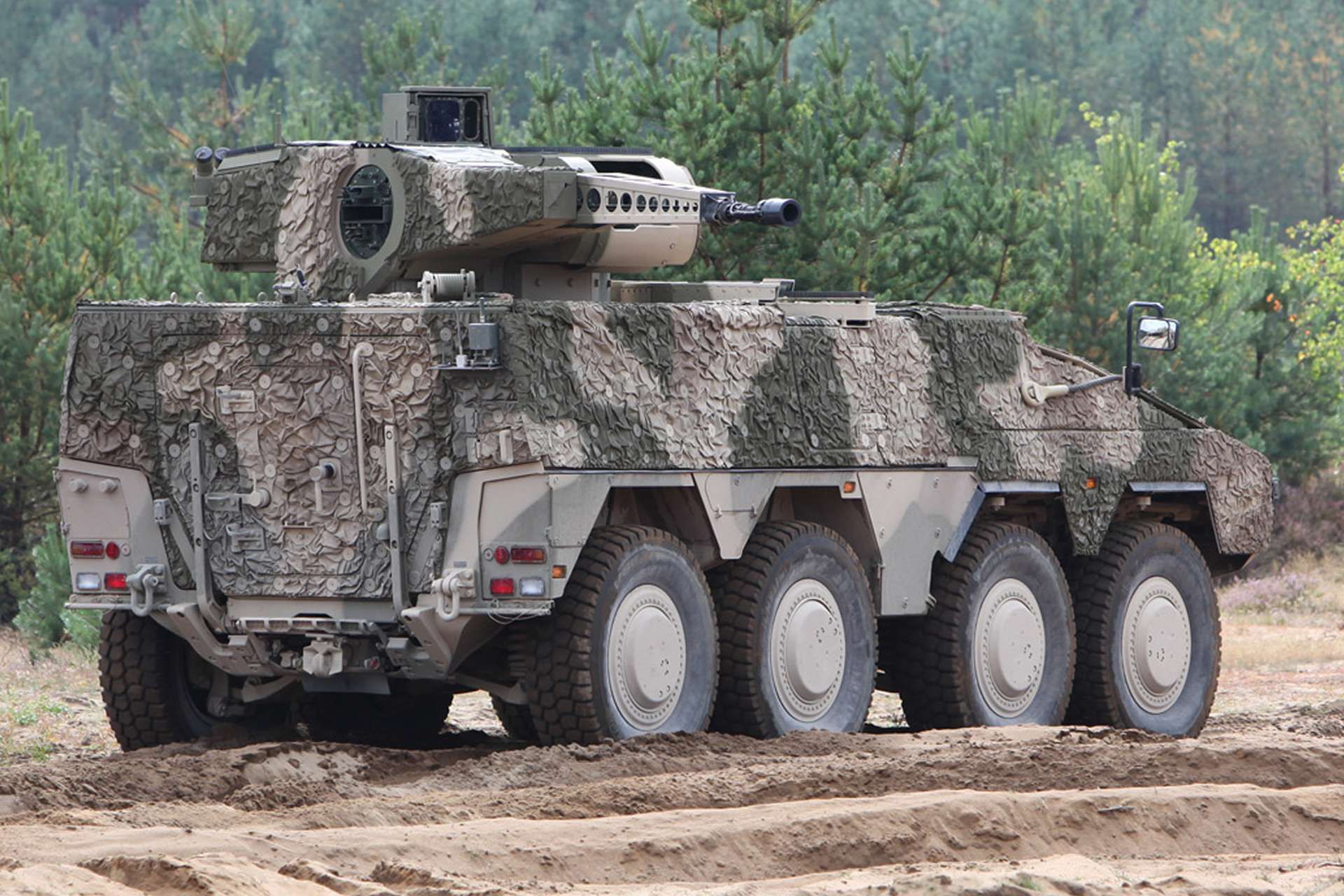German%20Army%20to%20acquire%20148%20Boxer%20RCT30%20IFVs%20equipped%20with%20SPz%20Puma%20turrets%20925%20003-30a081fc.jpeg