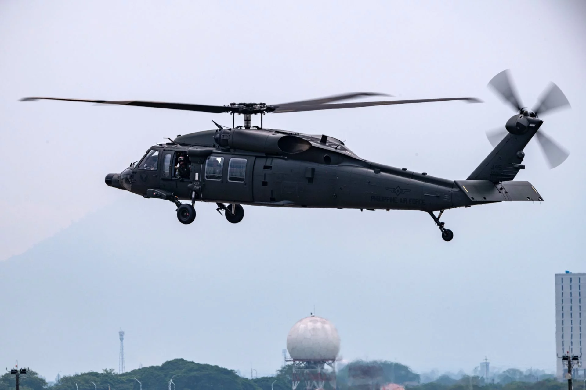 Philippines_Acquire_Five_Polish-Built_Black_Hawk_S-70i_Helicopters_to_Enhance_Air_Operations-5ccc2da6.webp